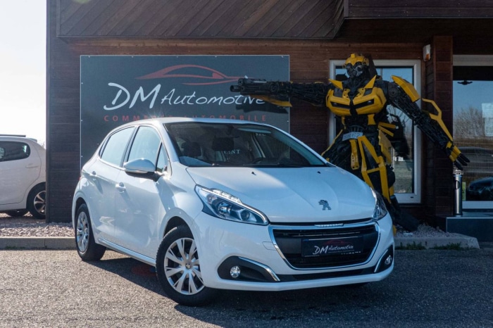 Peugeot 208 1.2 PureTech 82 Active 9990 euros