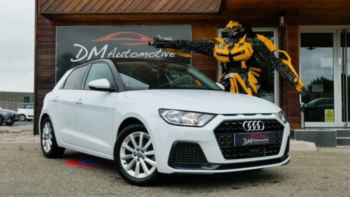 Audi A1 Sportback (2) 1.0 TFSI 116 Advanced 21790 euros