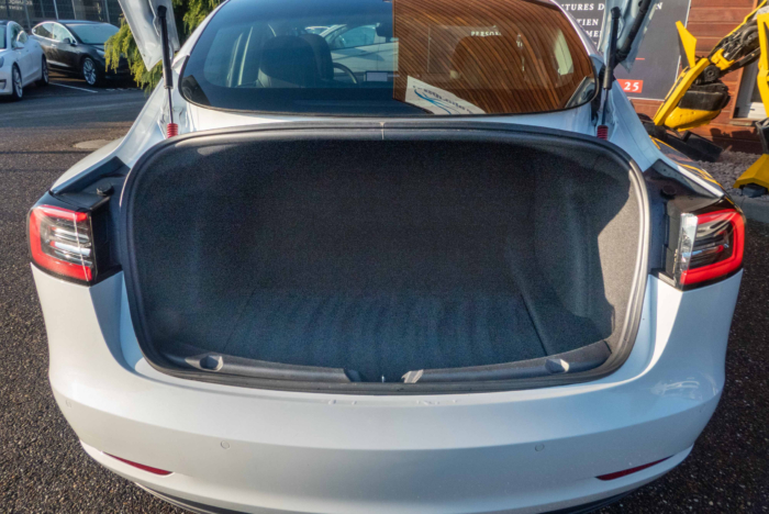 Tesla Model 3 Standard RWD Plus – Image 6