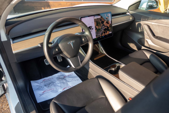 Tesla Model 3 Standard RWD Plus – Image 7