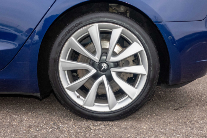 Tesla Model 3 Long Range Dual Motor AWD – Image 15