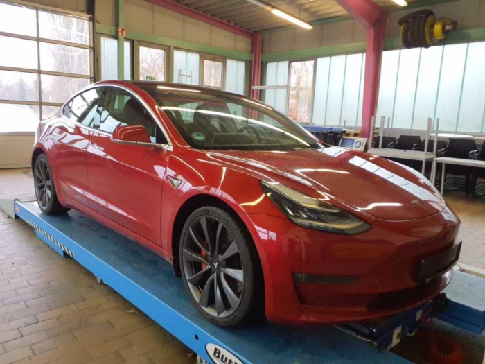 Tesla Model 3 Performance with PUP AWD with Upgrade – Image 3