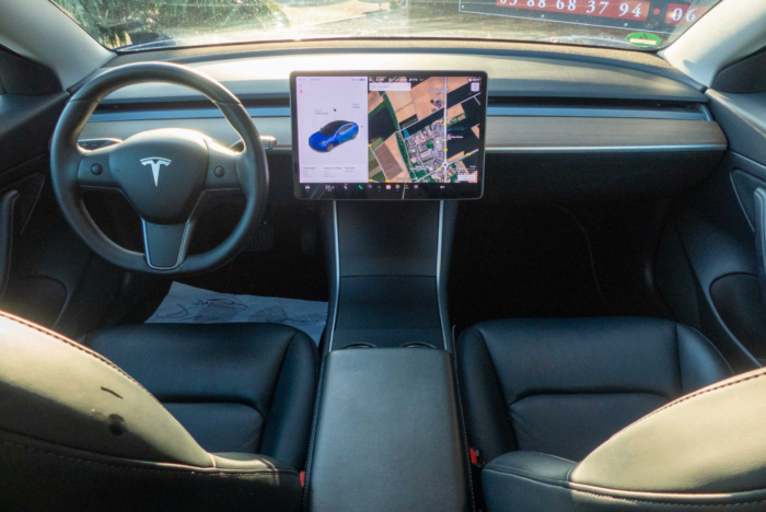 Tesla Model 3 Standard RWD Plus – Image 10