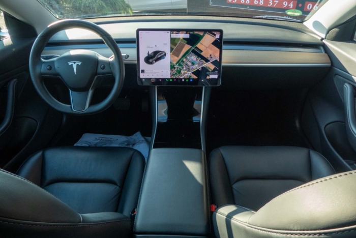 Tesla Model 3 Standard RWD Plus – Image 17